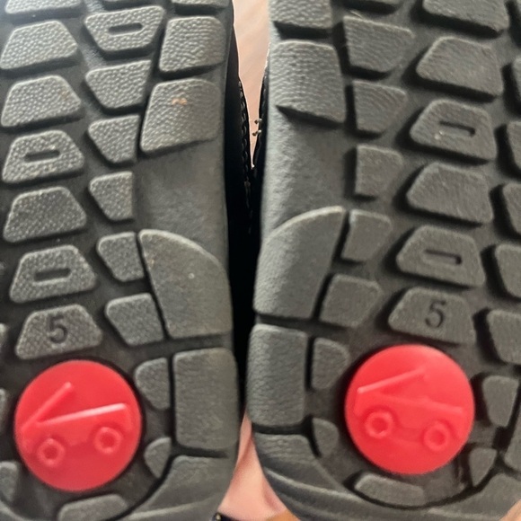 See Kai Run- casual boots-NWOT-size 5 - Picture 7 of 9